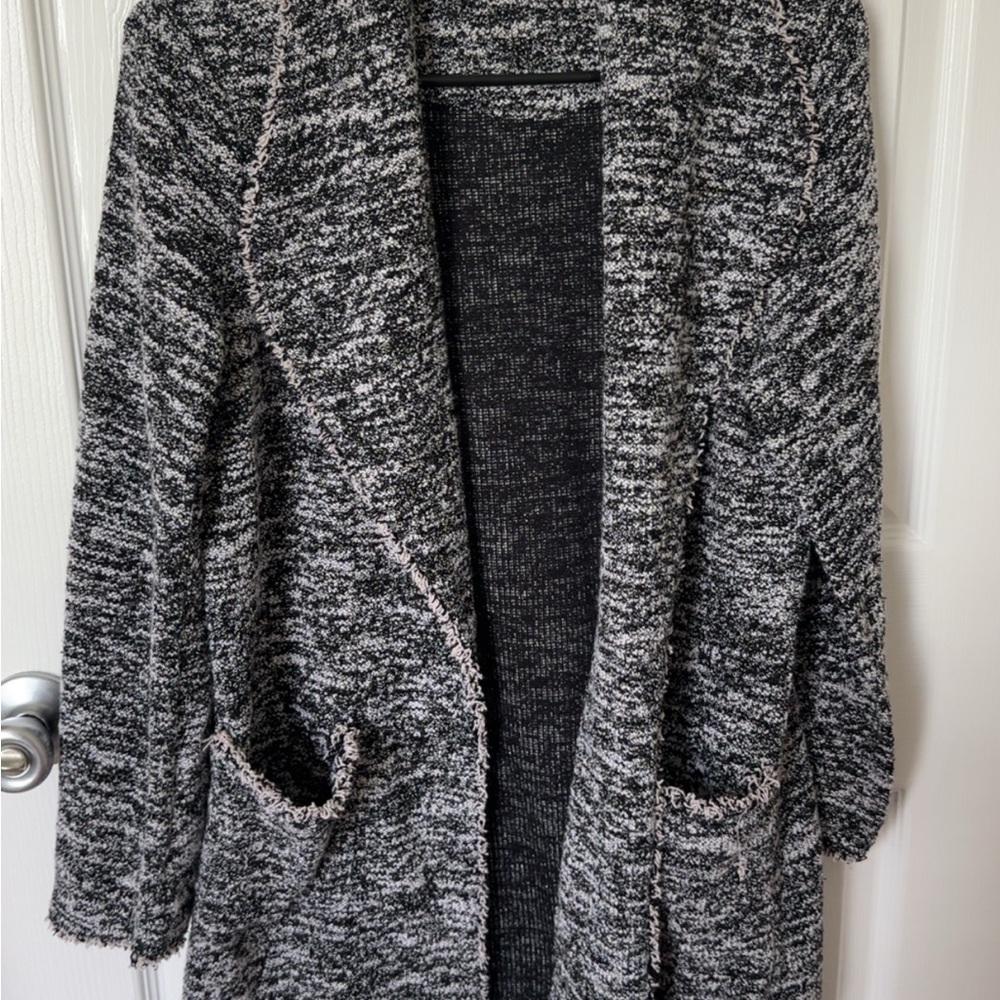 Max Studio Black and Gray Cardigan Sweater Open Front - Picture 4 of 7